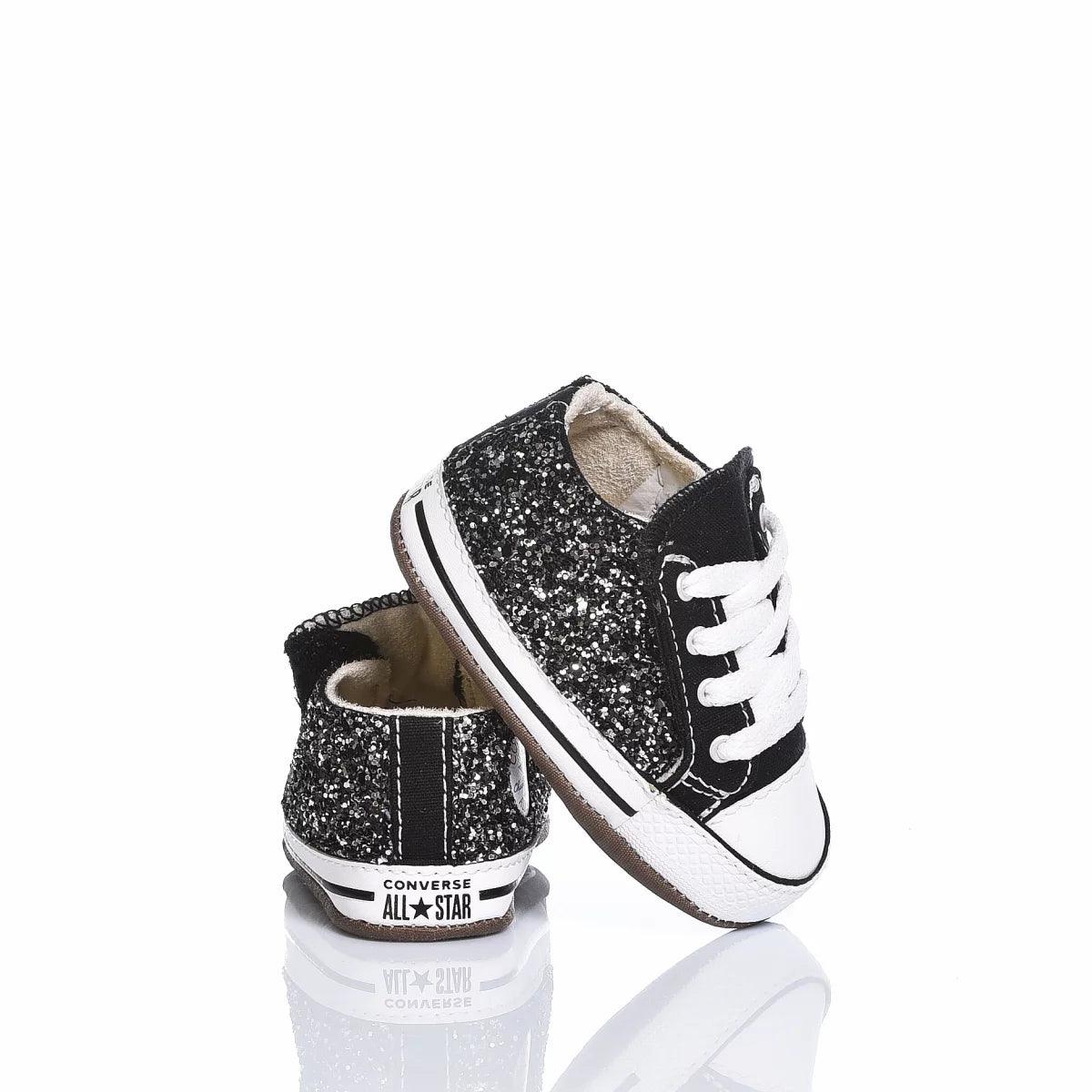Scarpine neonata nere glitterate per abbigliamento premaman, ideali per maternità