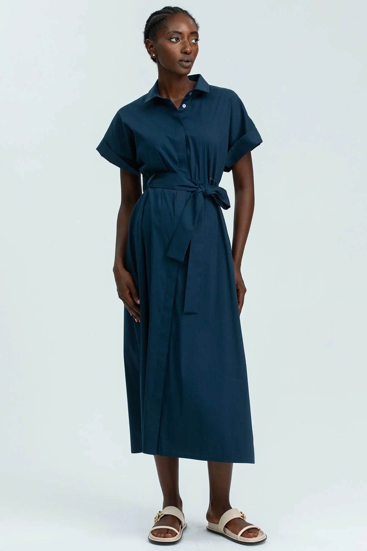 Abito premaman blu navy midi con cintura, maniche corte, ideale per maternità elegante