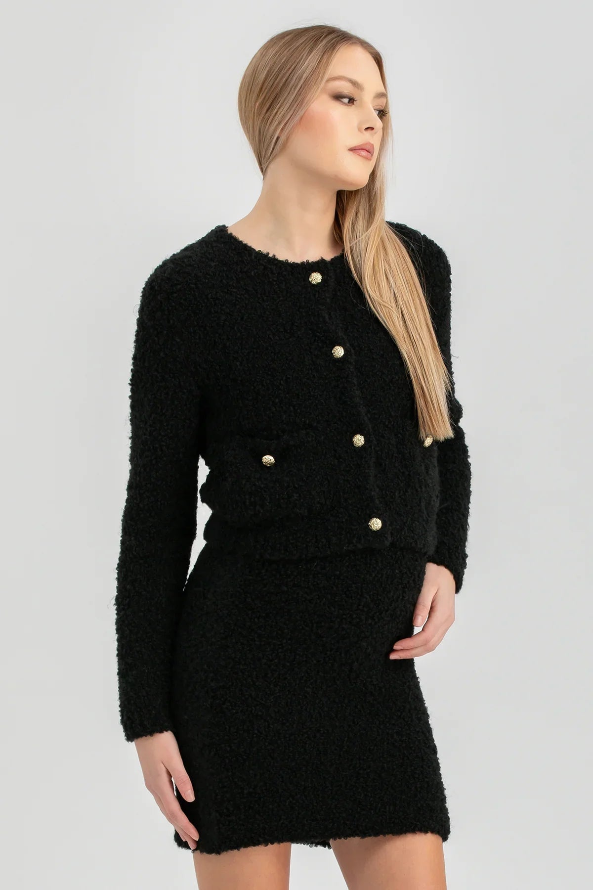 Completo premaman nero elegante in tessuto bouclé con bottoni dorati, ideale gravidanza