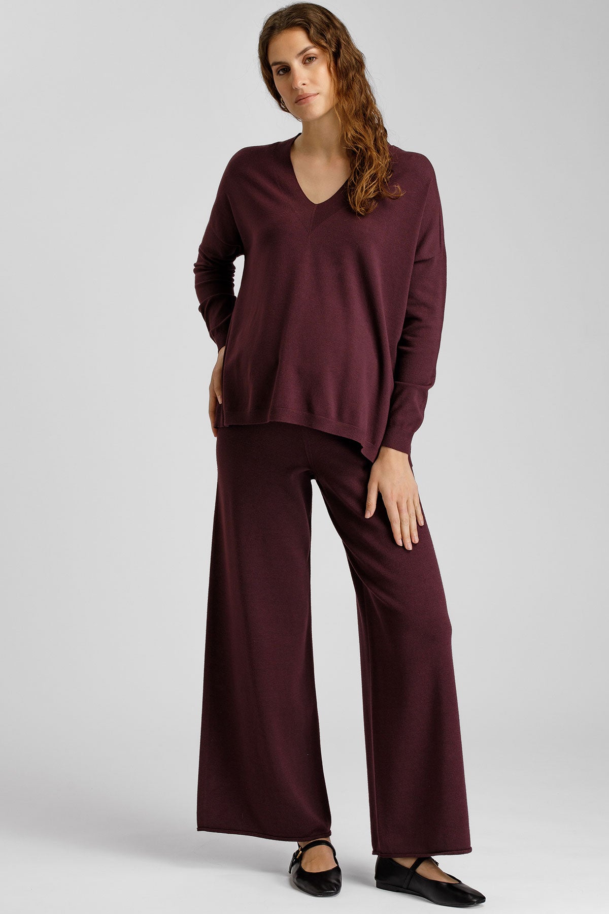 Maglia Premaman e pantalone Bordeaux con Scollo a V