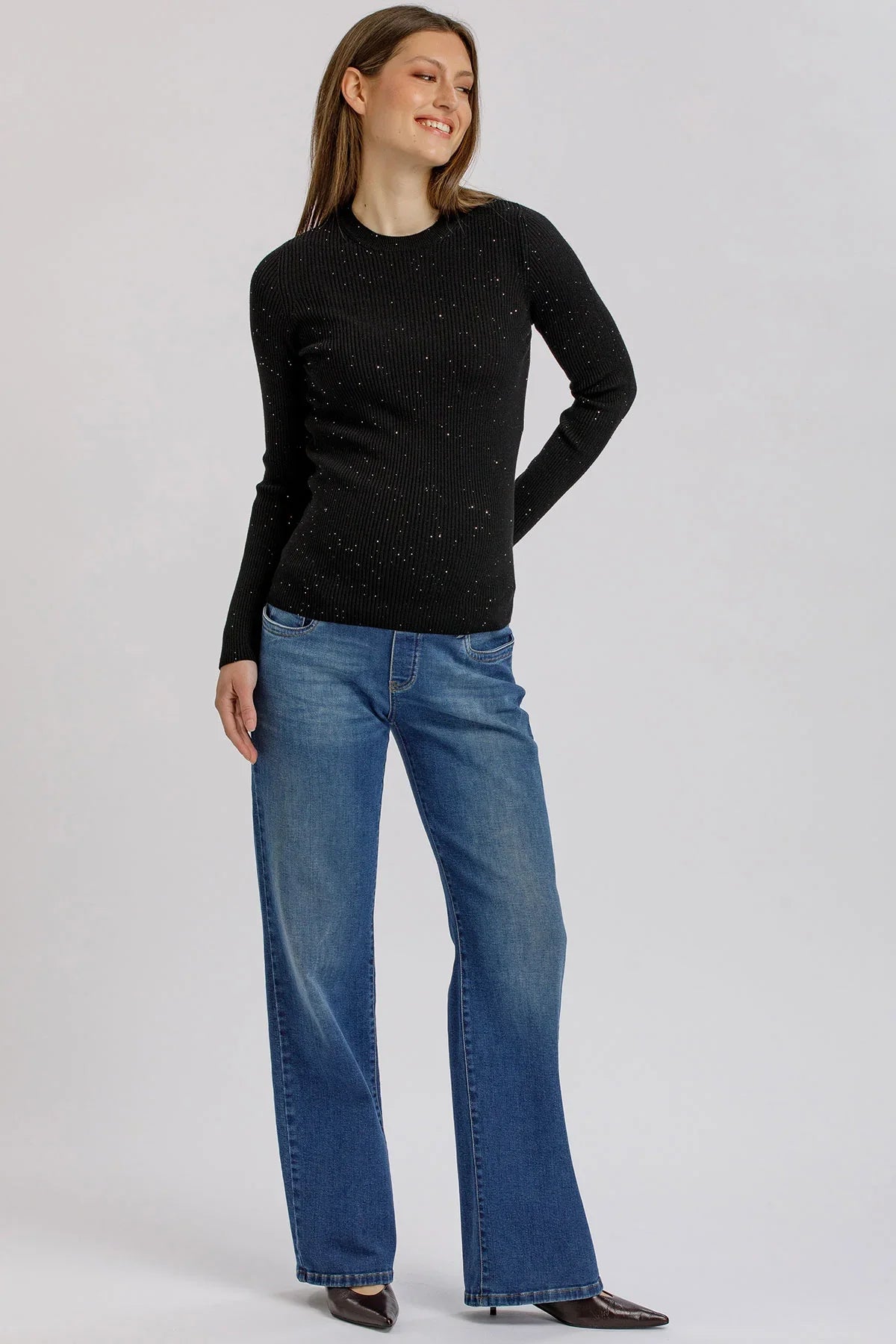 Maglia Premaman Nera a Costine con Dettagli Luminosi e Paillettes