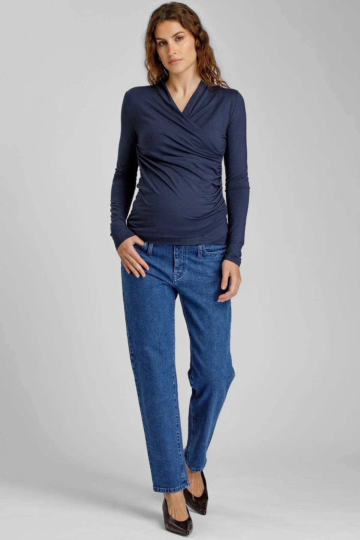 Maglia Premaman e allattamento comoda e confortevole con Scollo a V in Morbido Bambù