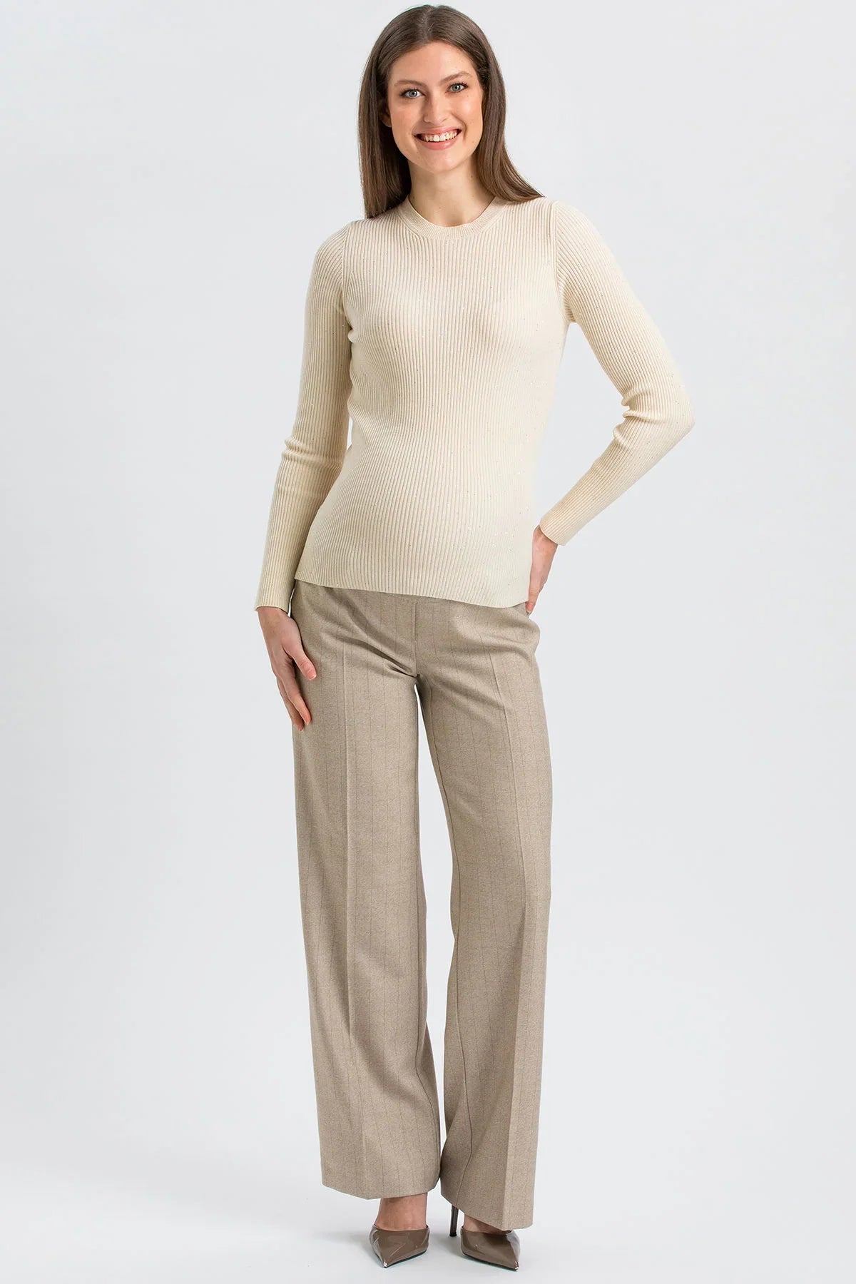 Pantaloni Premaman Beige a Gamba Larga