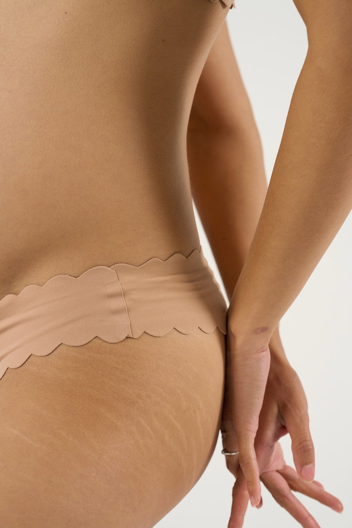 SKIN | Slip Premaman Beige