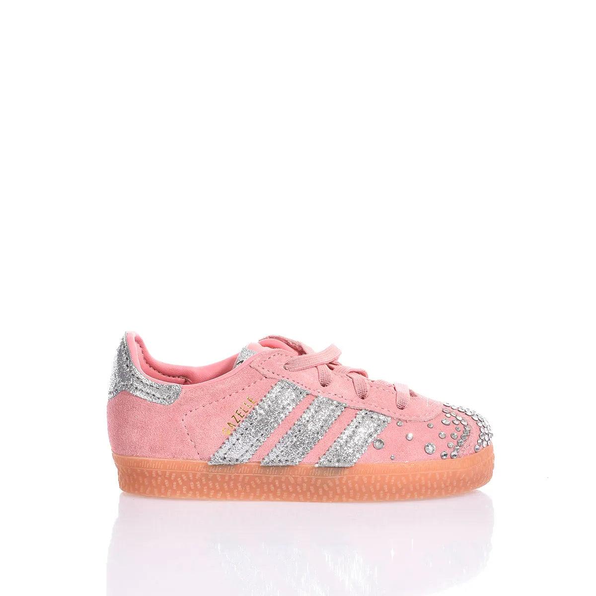 Sneaker rosa glitterata da bambina con strisce argentate e dettagli con strass