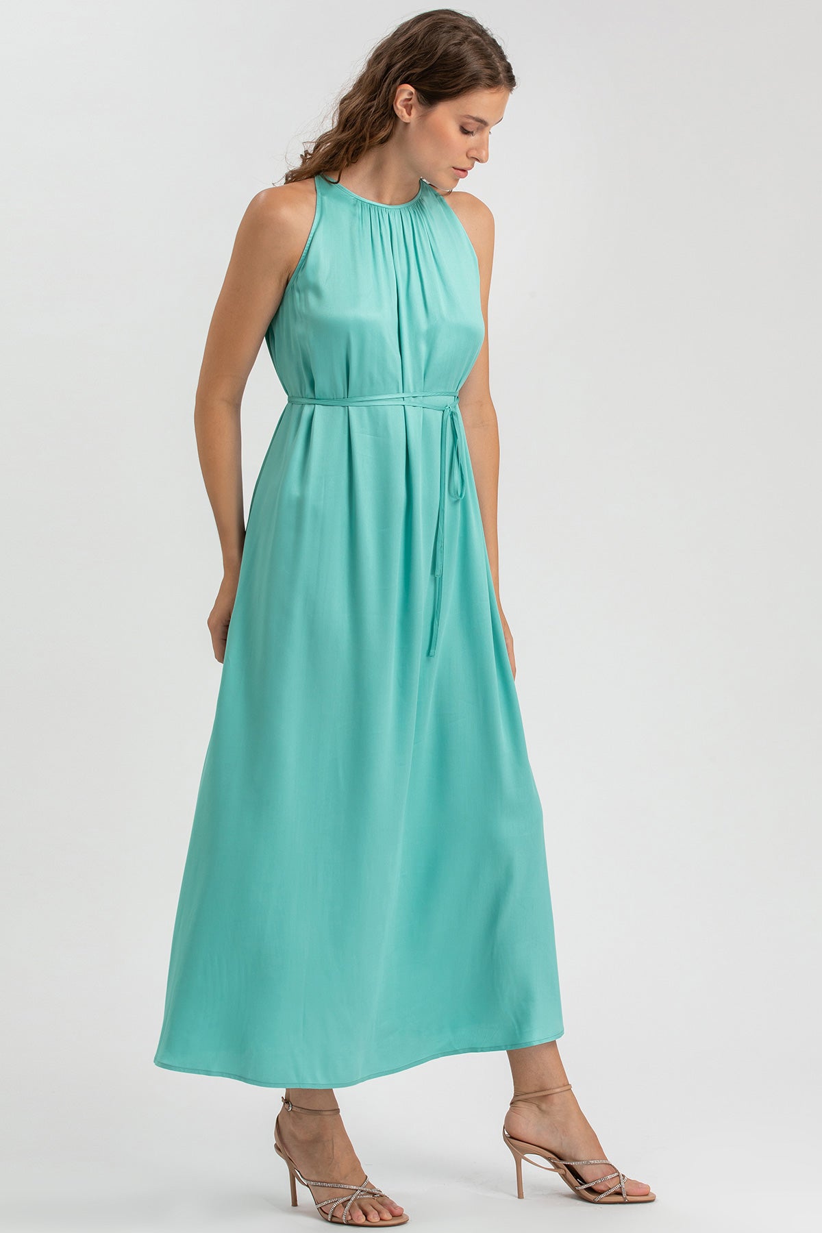 Vestito premaman lungo turchese senza maniche, elegante e comodo, ideale gravidanza