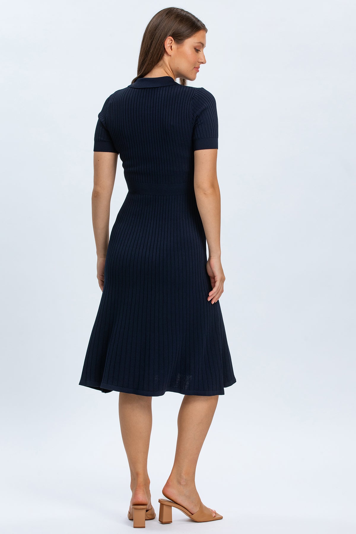 Vestito premaman blu navy a coste, maniche corte, perfetto per gravidanza elegante