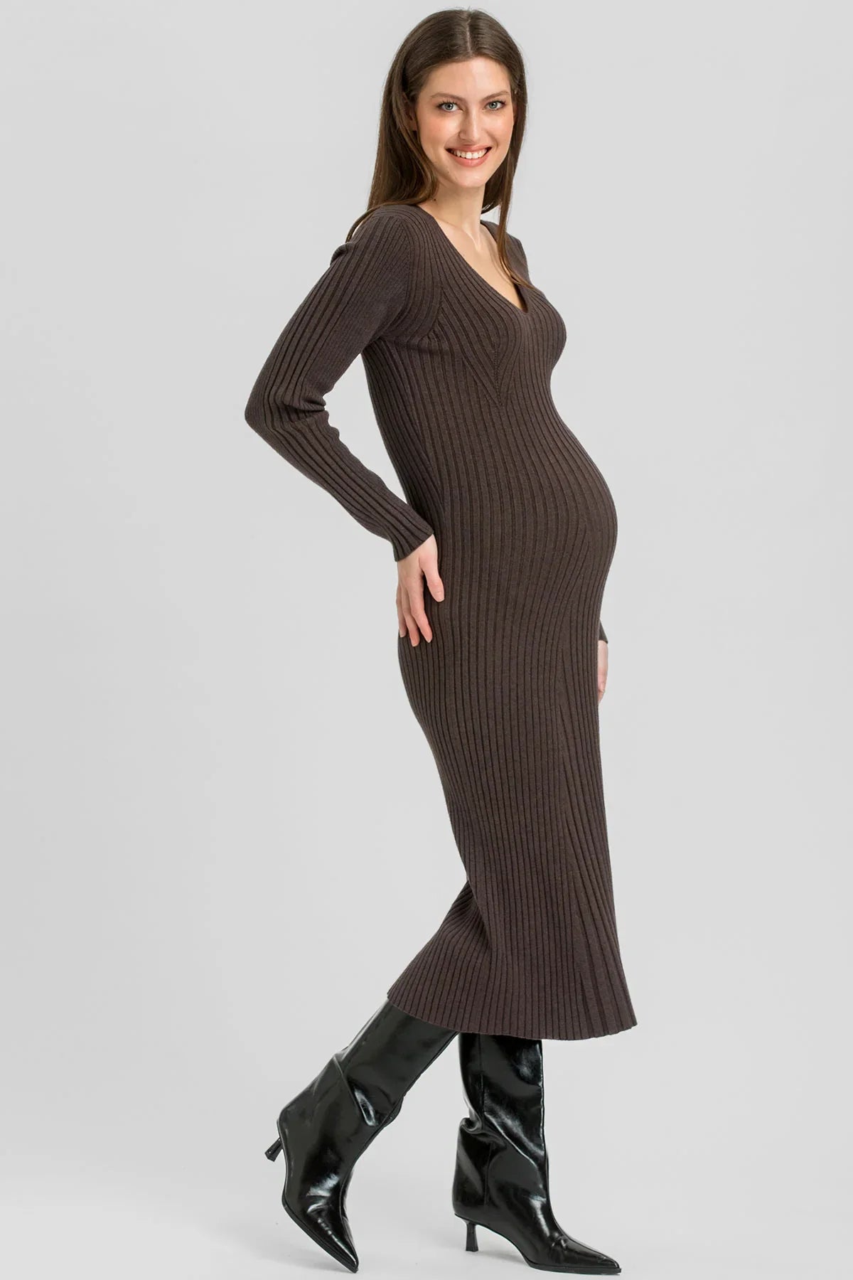 Brown ribbed maternity midi dress with a V-neckline, slightly flared silhouette and comfortable fit
