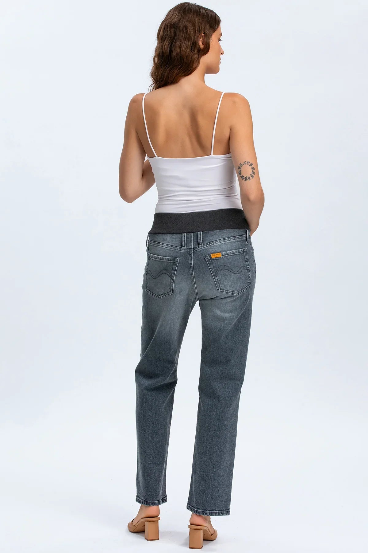 Straight-leg maternity jeans in soft stretch denim with a stonewashed grey finish and comfortable stretchy belly band.