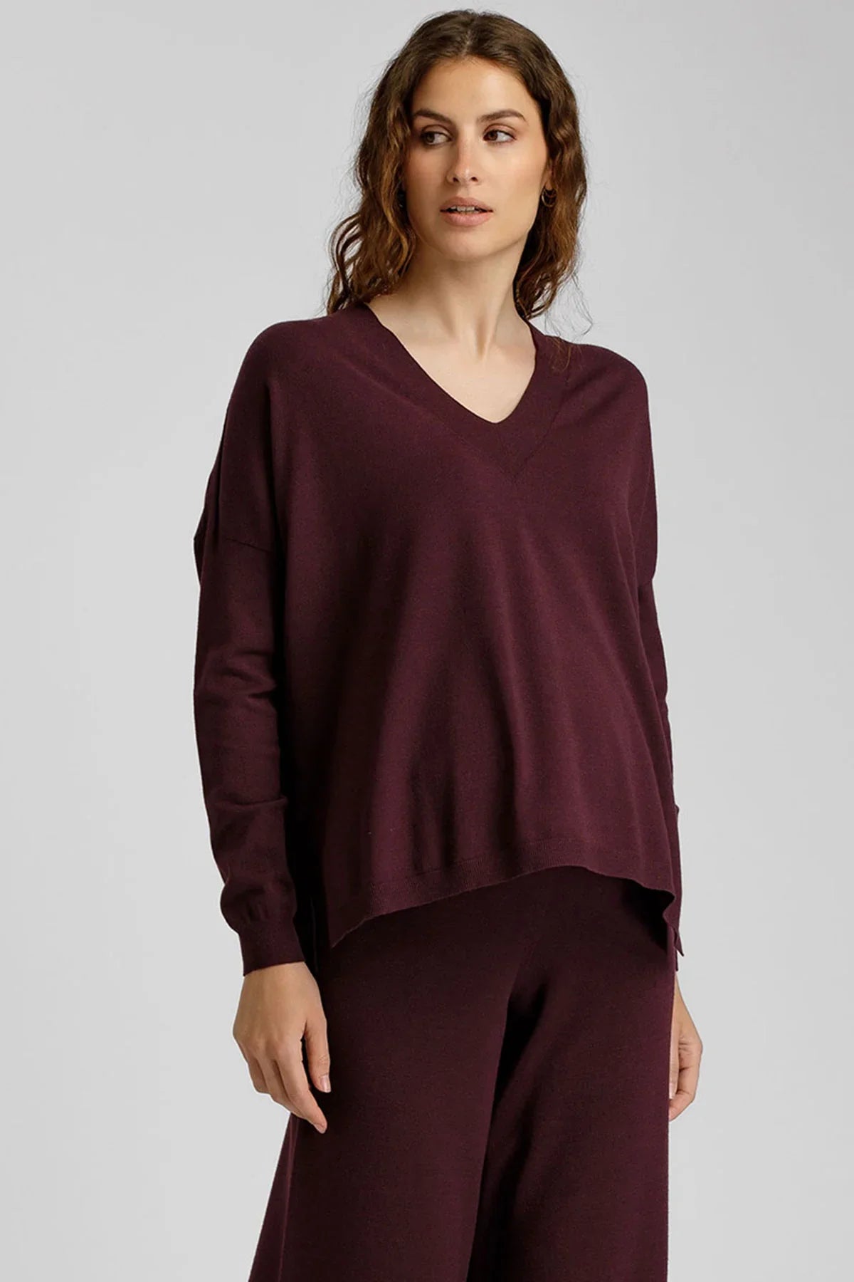 Maglia Premaman e pantalone Bordeaux con Scollo a V