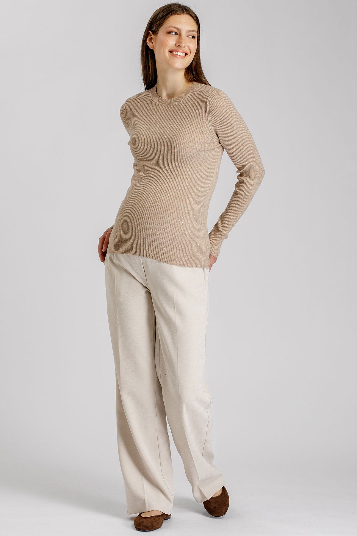 ODETTE | Maglia Premaman Beige a Costine con Dettagli Luminosi